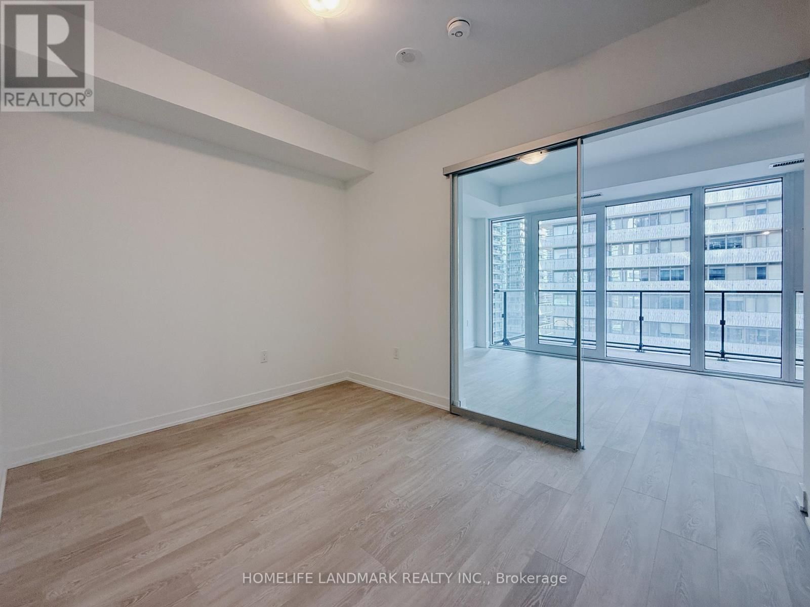 2211 - 634 CHURCH STREET Image 5