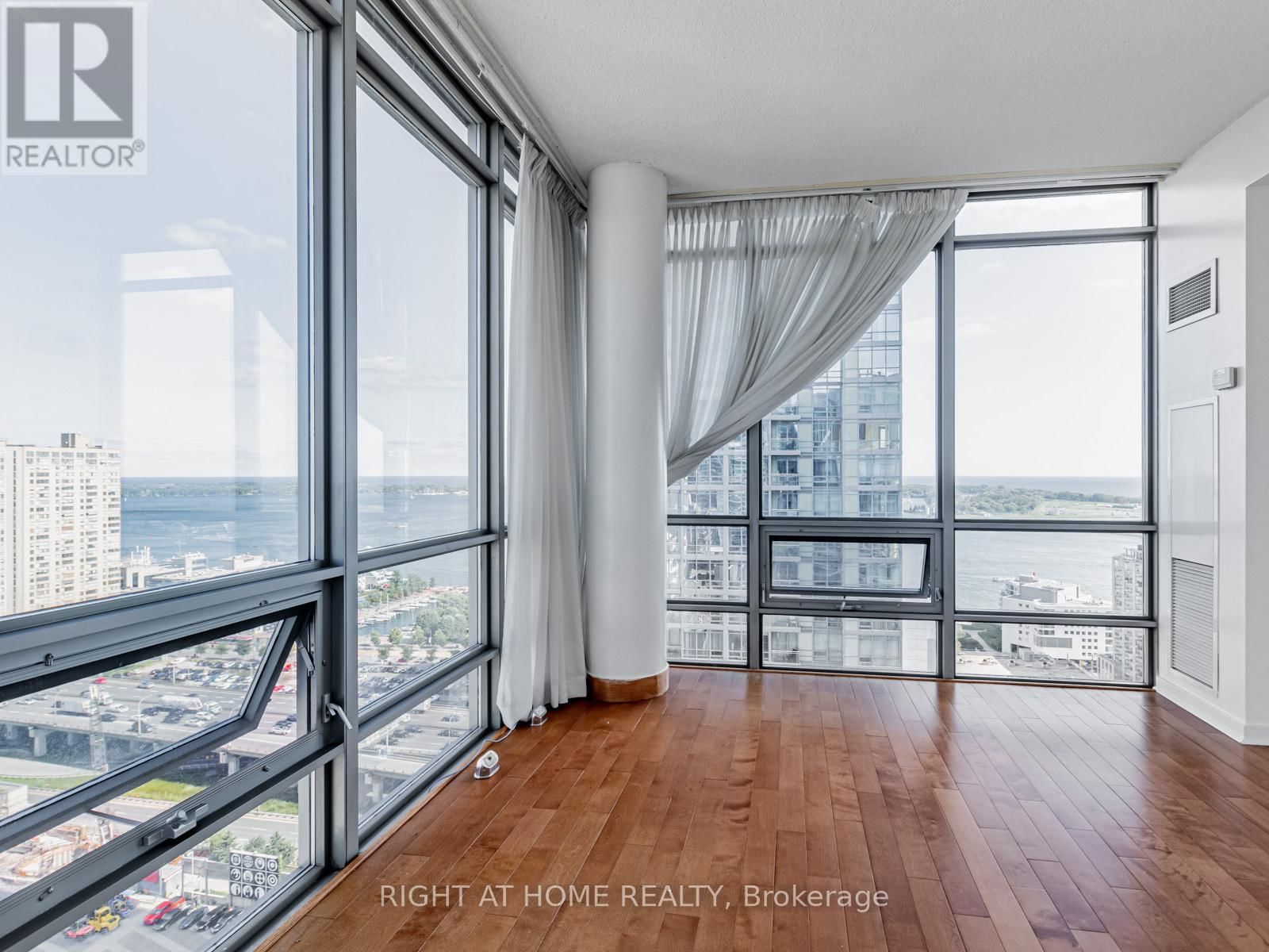 2908 - 3 NAVY WHARF COURT Image 11