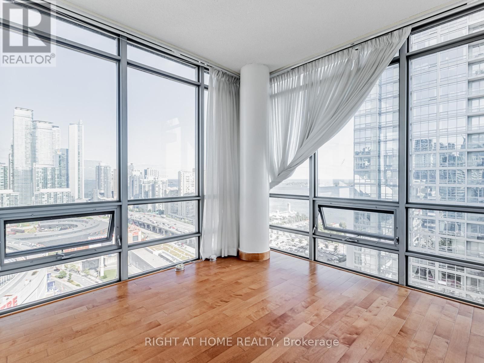 2908 - 3 NAVY WHARF COURT Image 12