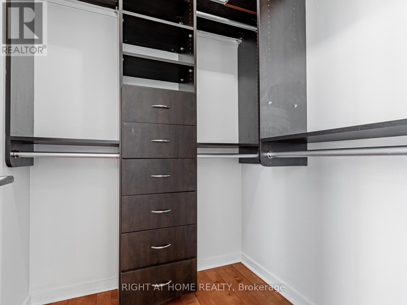 2908 - 3 NAVY WHARF COURT Image 15