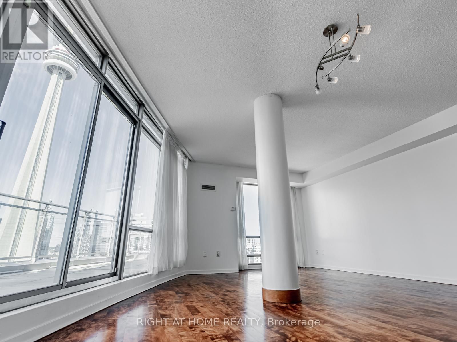 2908 - 3 NAVY WHARF COURT Image 4