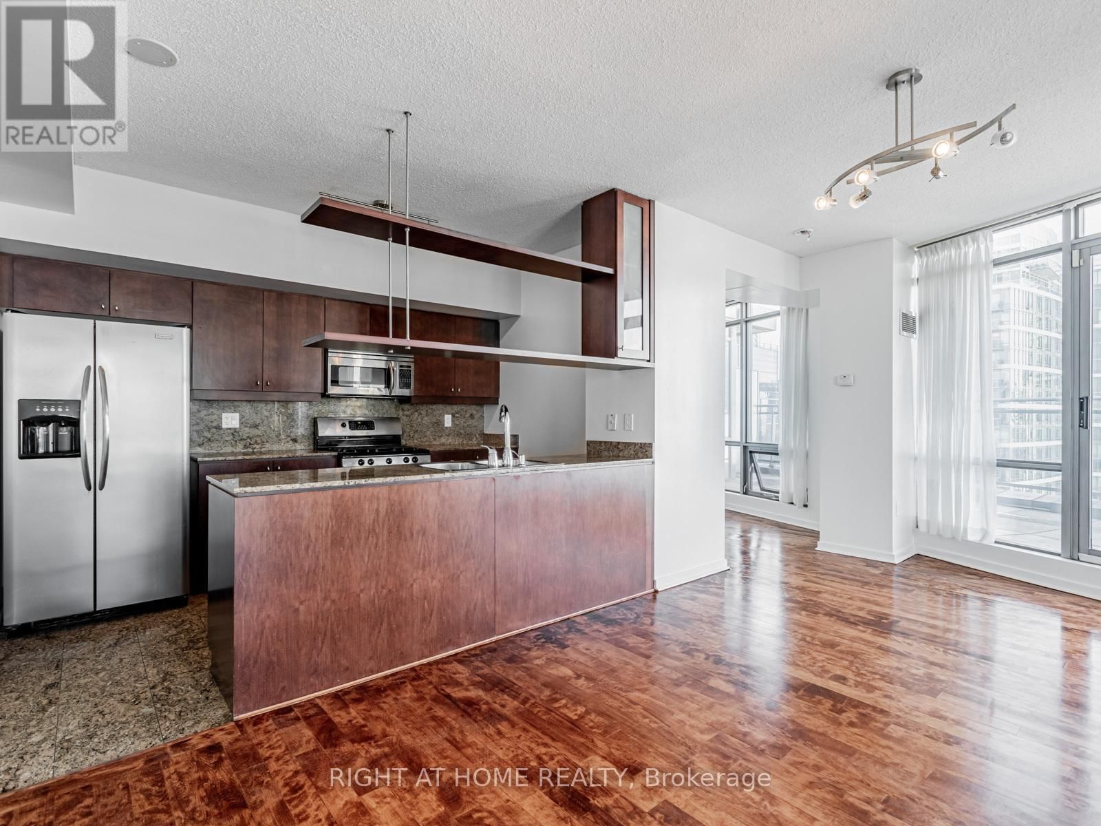 2908 - 3 NAVY WHARF COURT Image 7