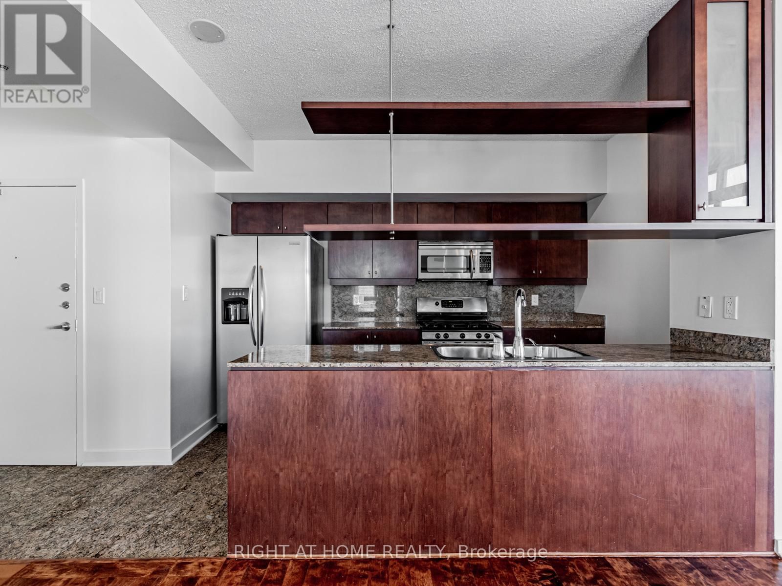 2908 - 3 NAVY WHARF COURT Image 8