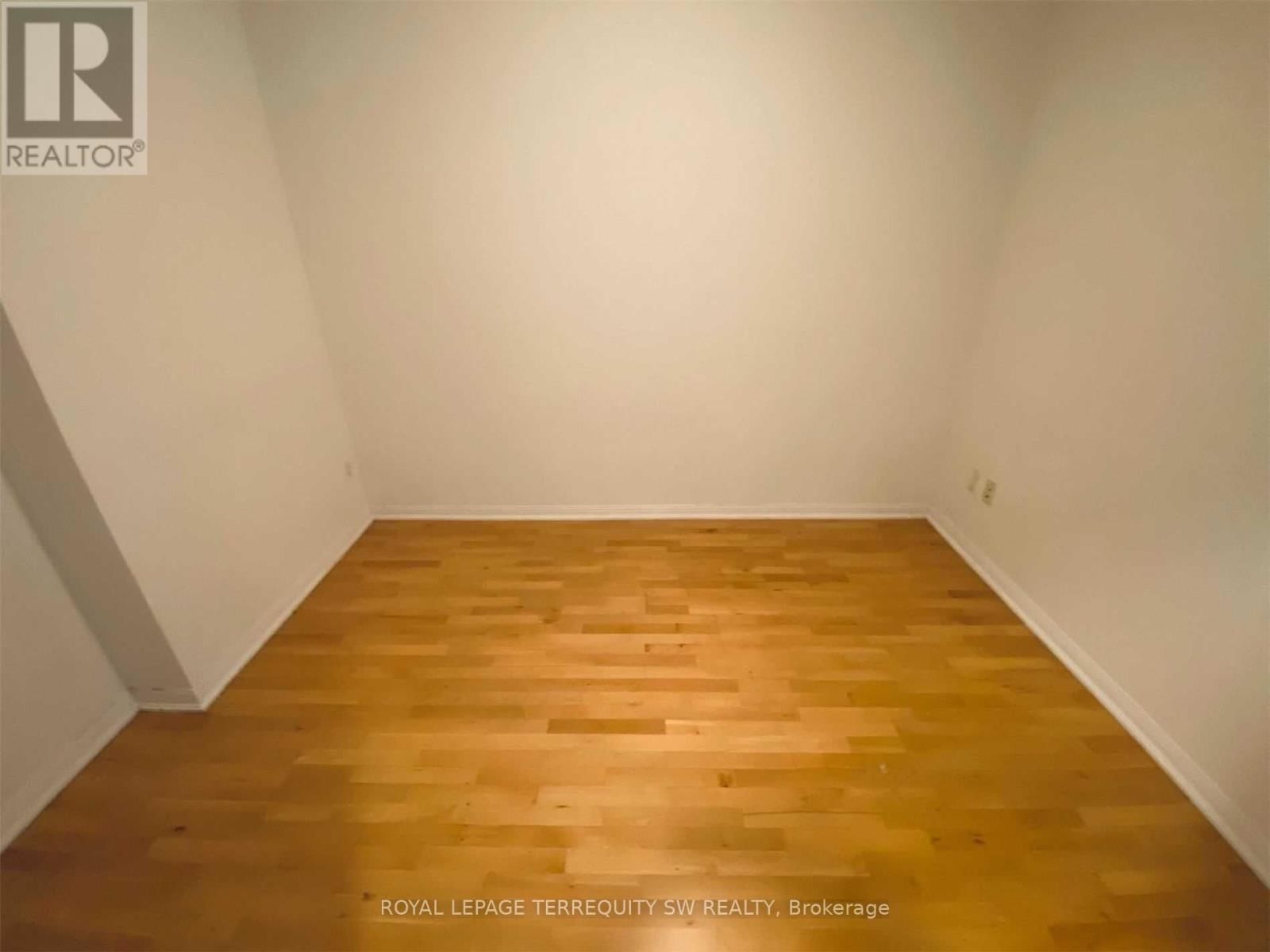 405 - 628 FLEET STREET Image 11