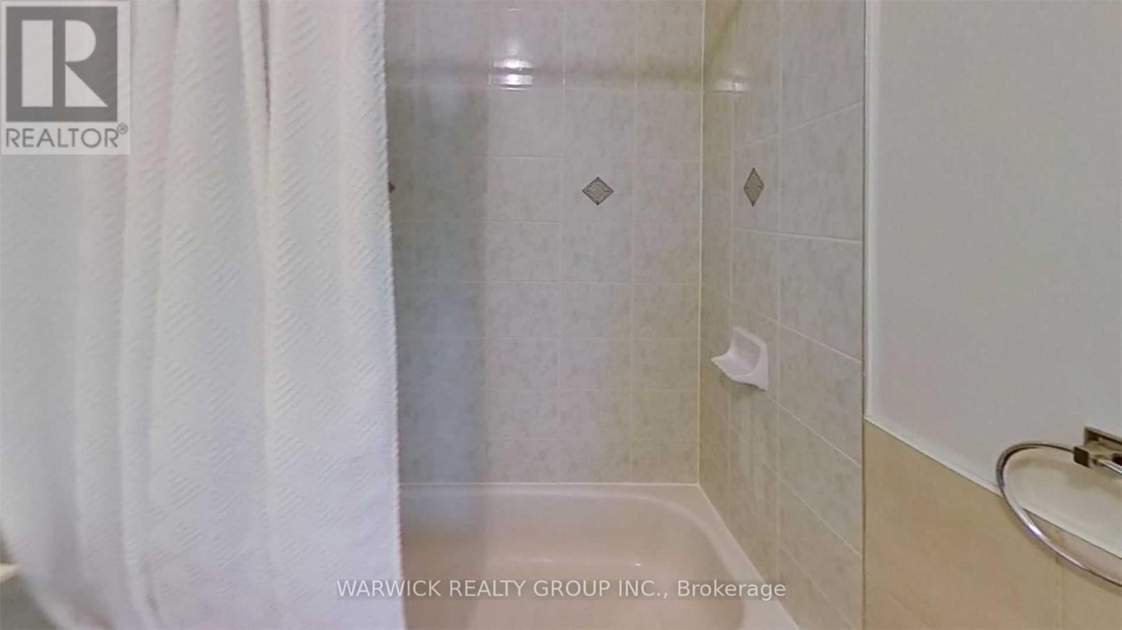 2211 - 7 KING STREET EAST Image 10