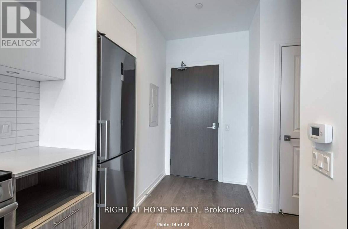 938 - 251 JARVIS STREET Image 10