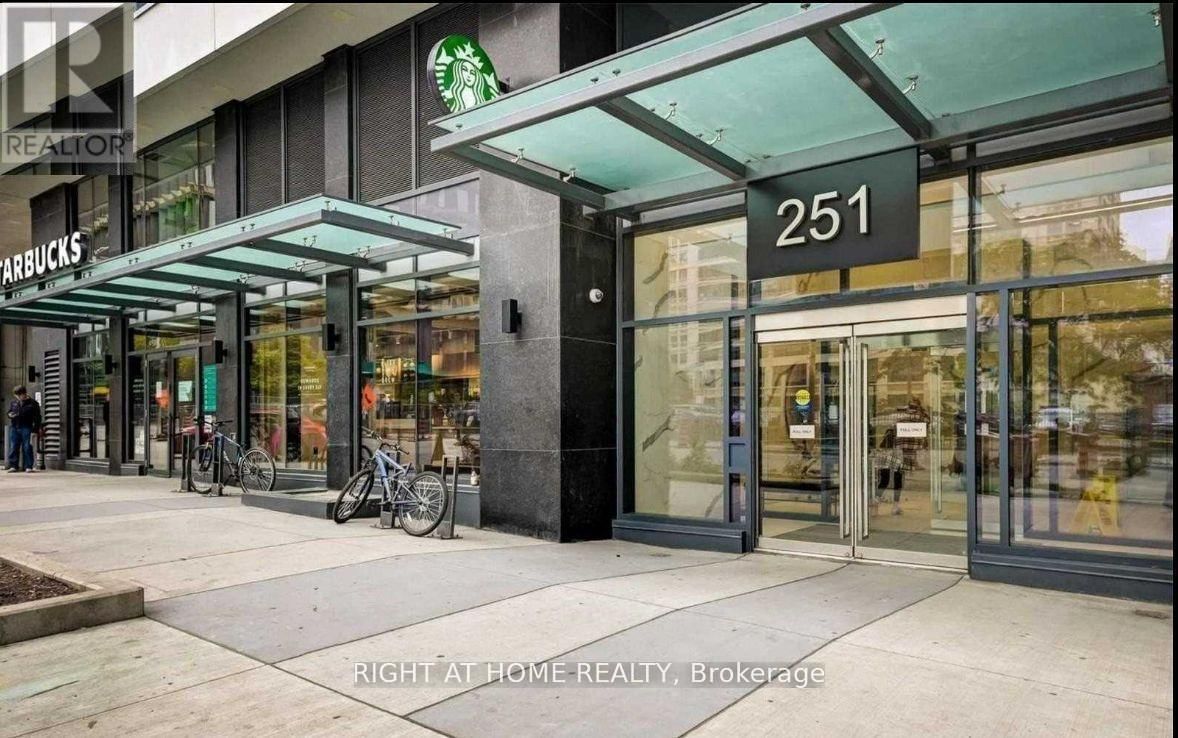 938 - 251 JARVIS STREET Image 2