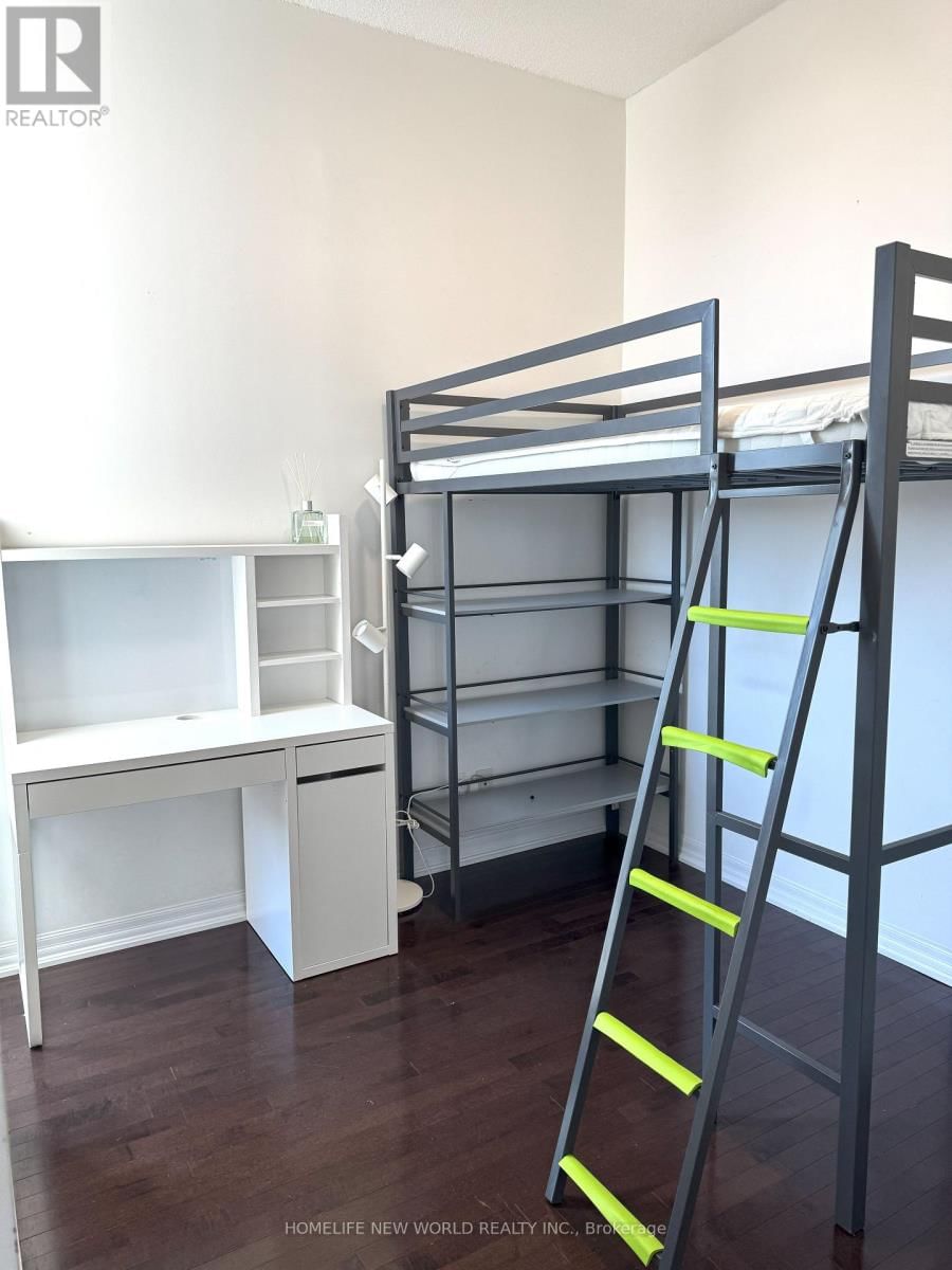 Ph206 - 770 BAY STREET Image 21