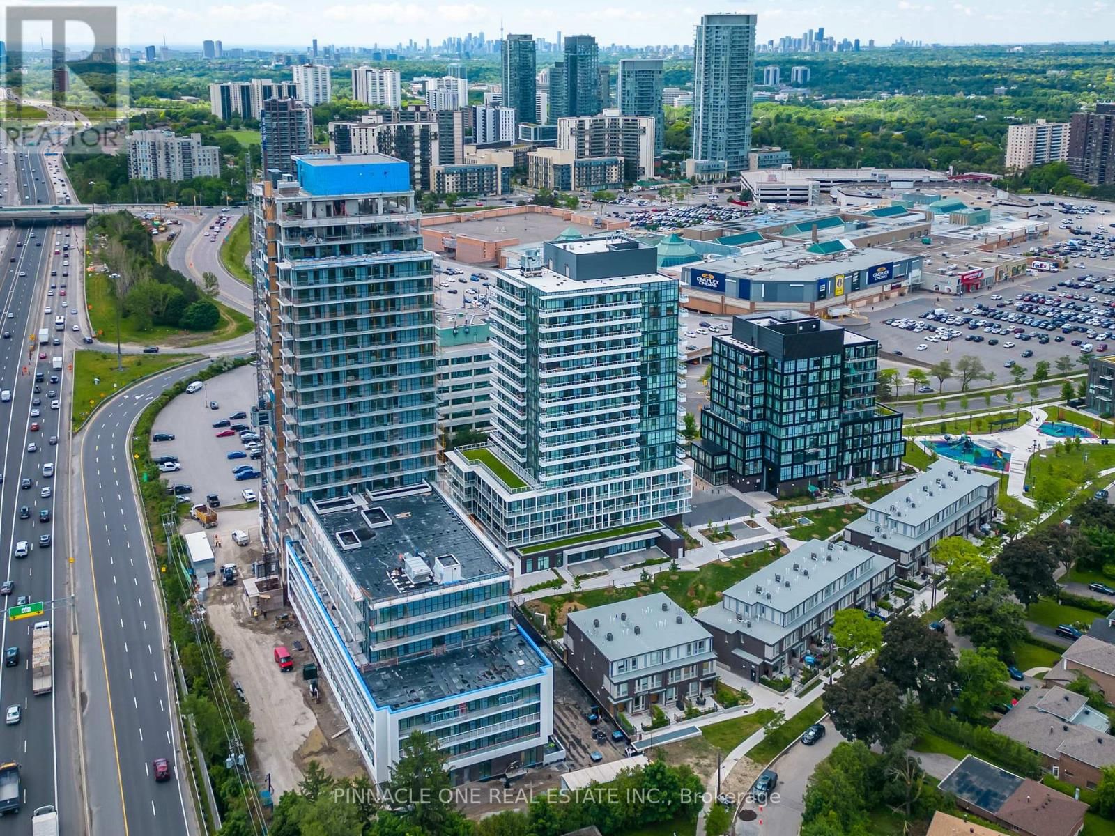 1502 - 180 FAIRVIEW MALL DRIVE Image 25