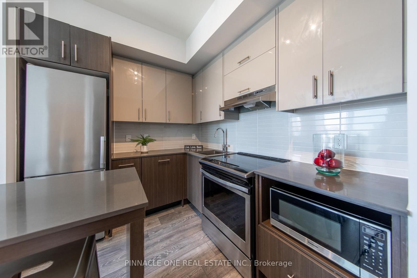 1502 - 180 FAIRVIEW MALL DRIVE Image 7