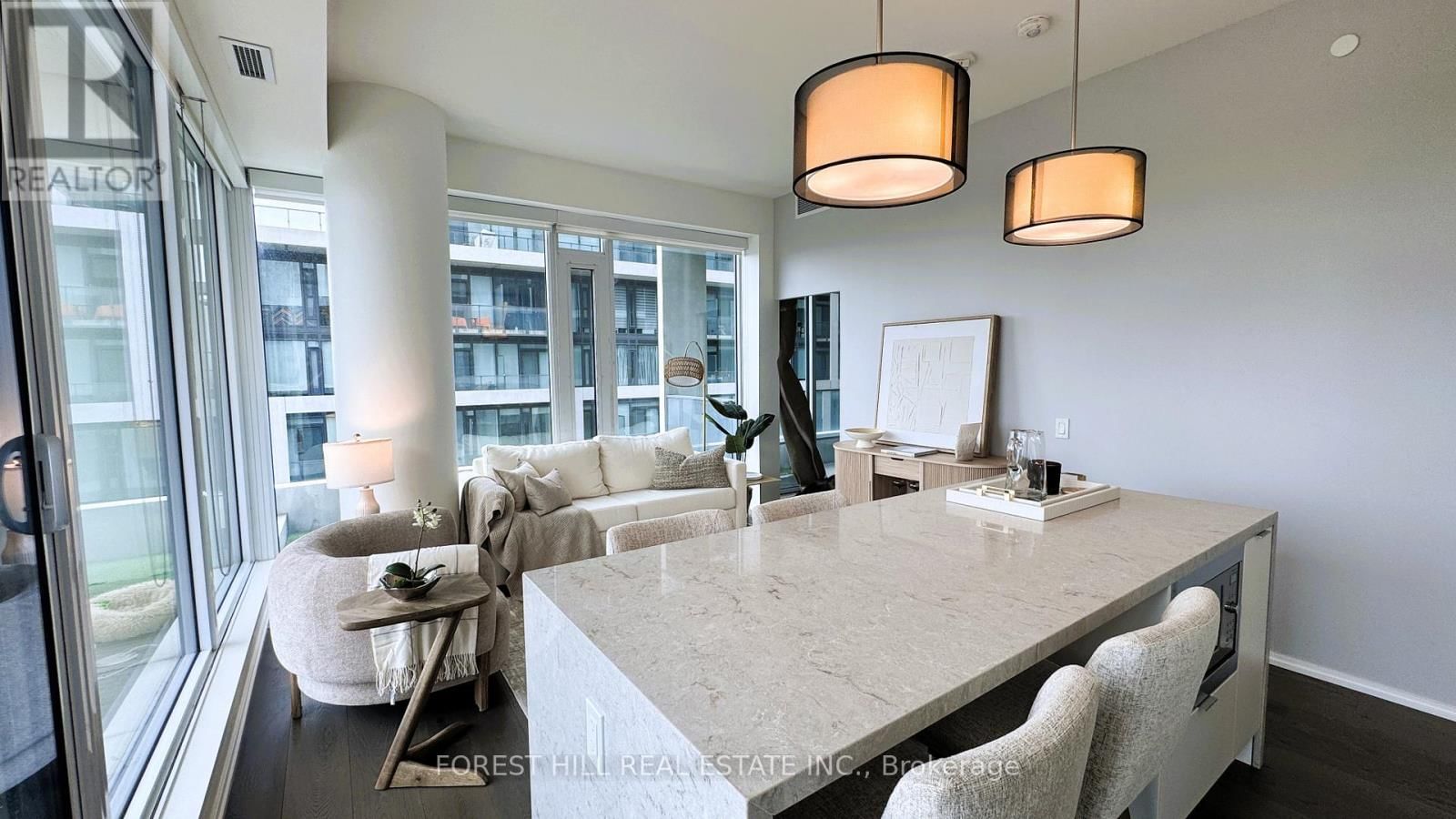 1004 - 5 SOUDAN AVENUE Image 2