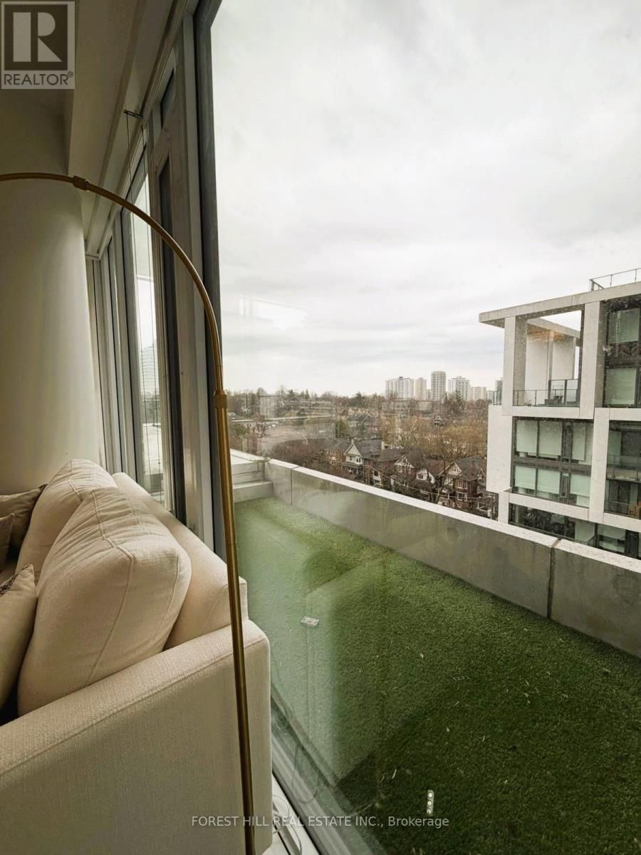 1004 - 5 SOUDAN AVENUE Image 24