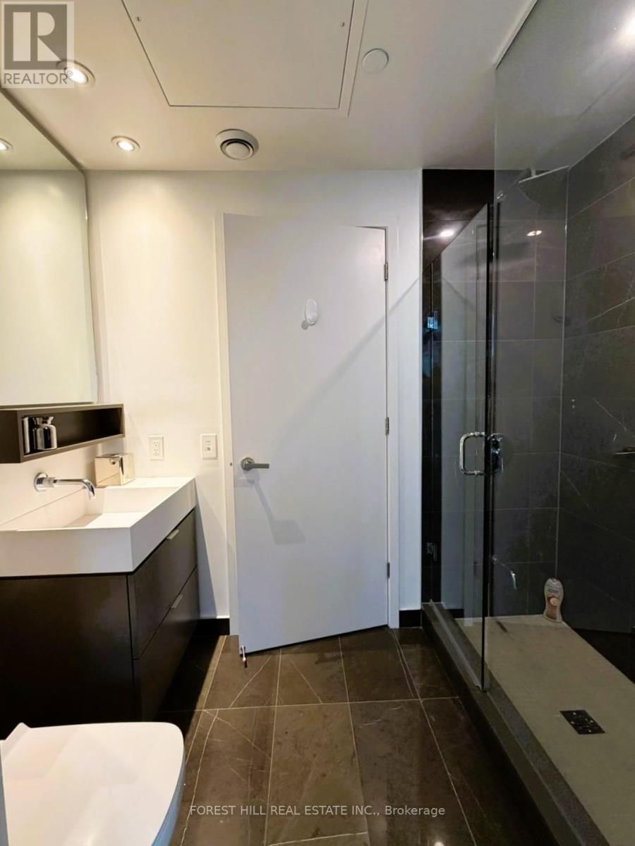 1004 - 5 SOUDAN AVENUE Image 26