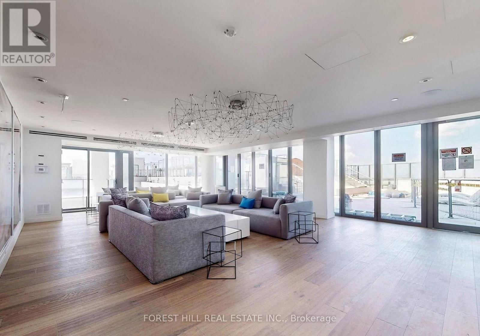 1004 - 5 SOUDAN AVENUE Image 34