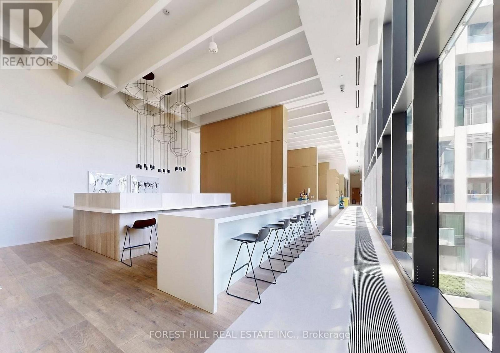 1004 - 5 SOUDAN AVENUE Image 36