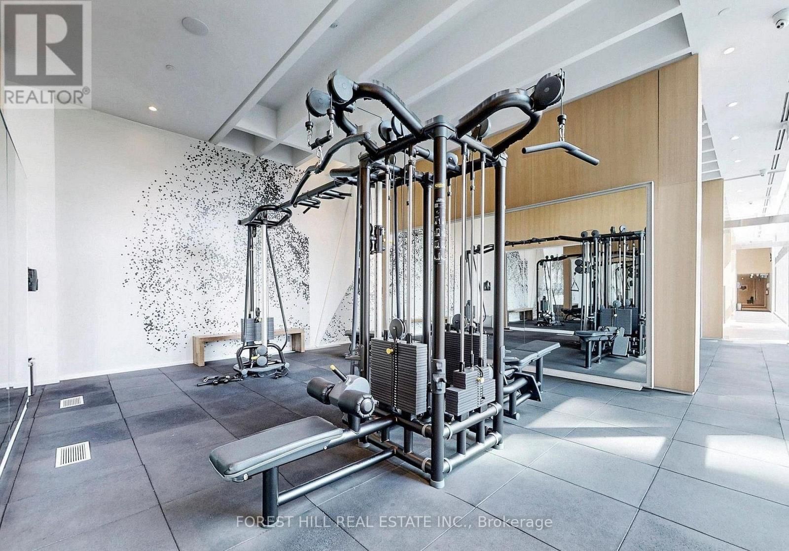 1004 - 5 SOUDAN AVENUE Image 39