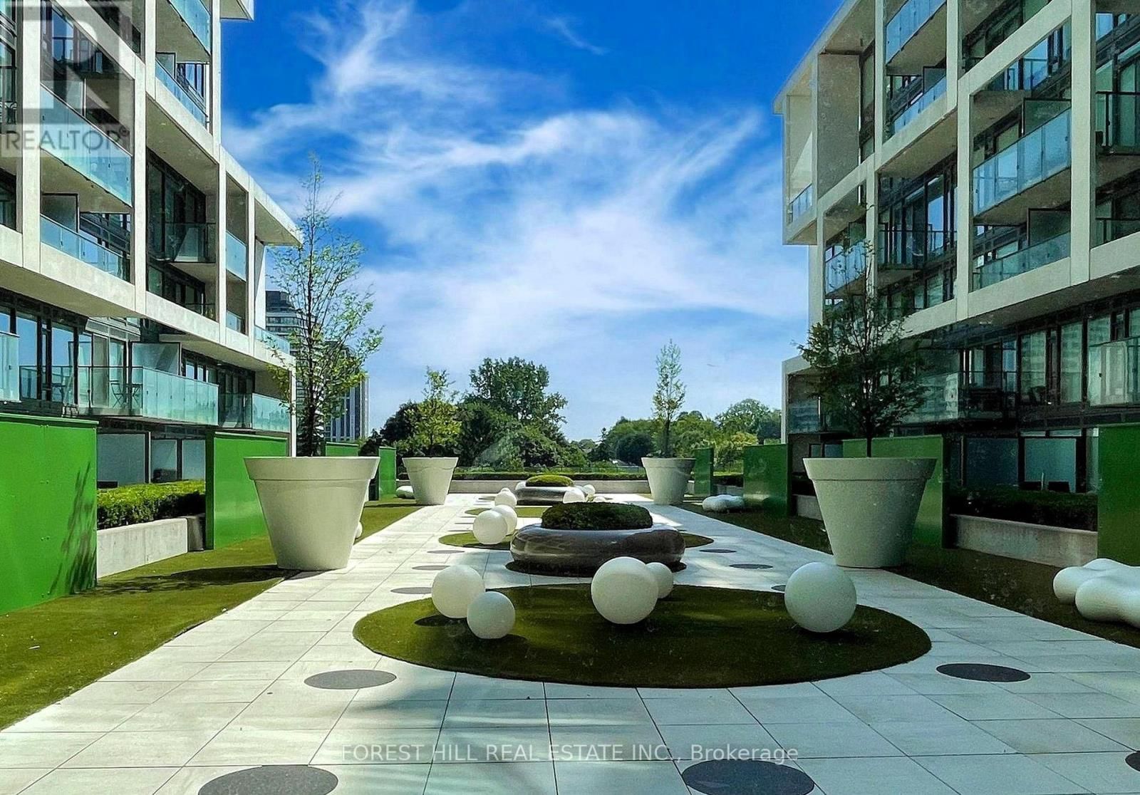 1004 - 5 SOUDAN AVENUE Image 44