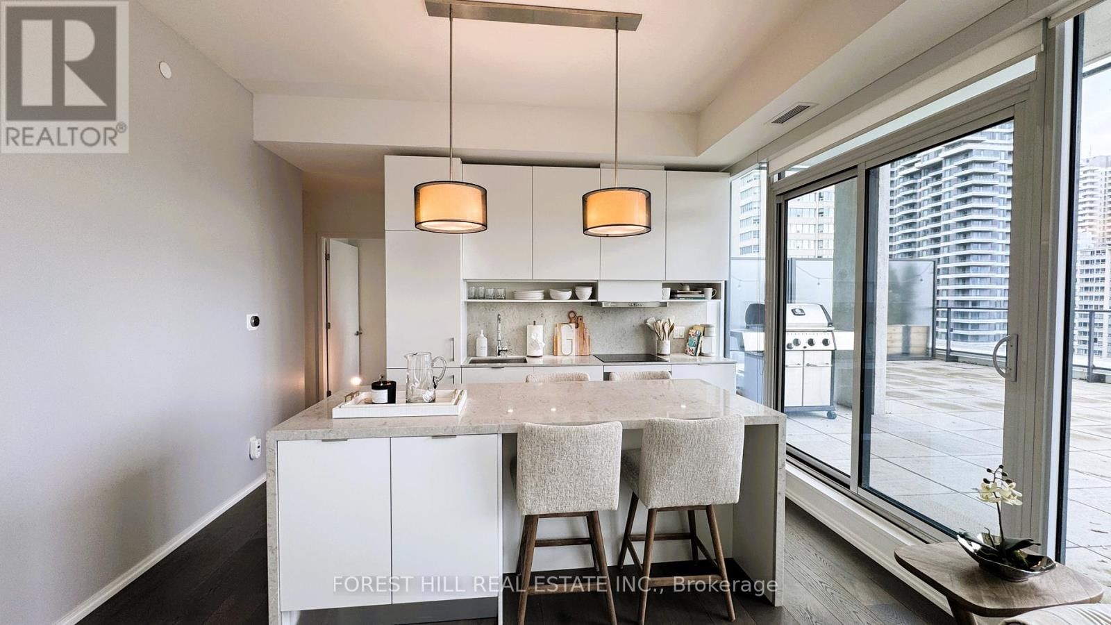 1004 - 5 SOUDAN AVENUE Image 7