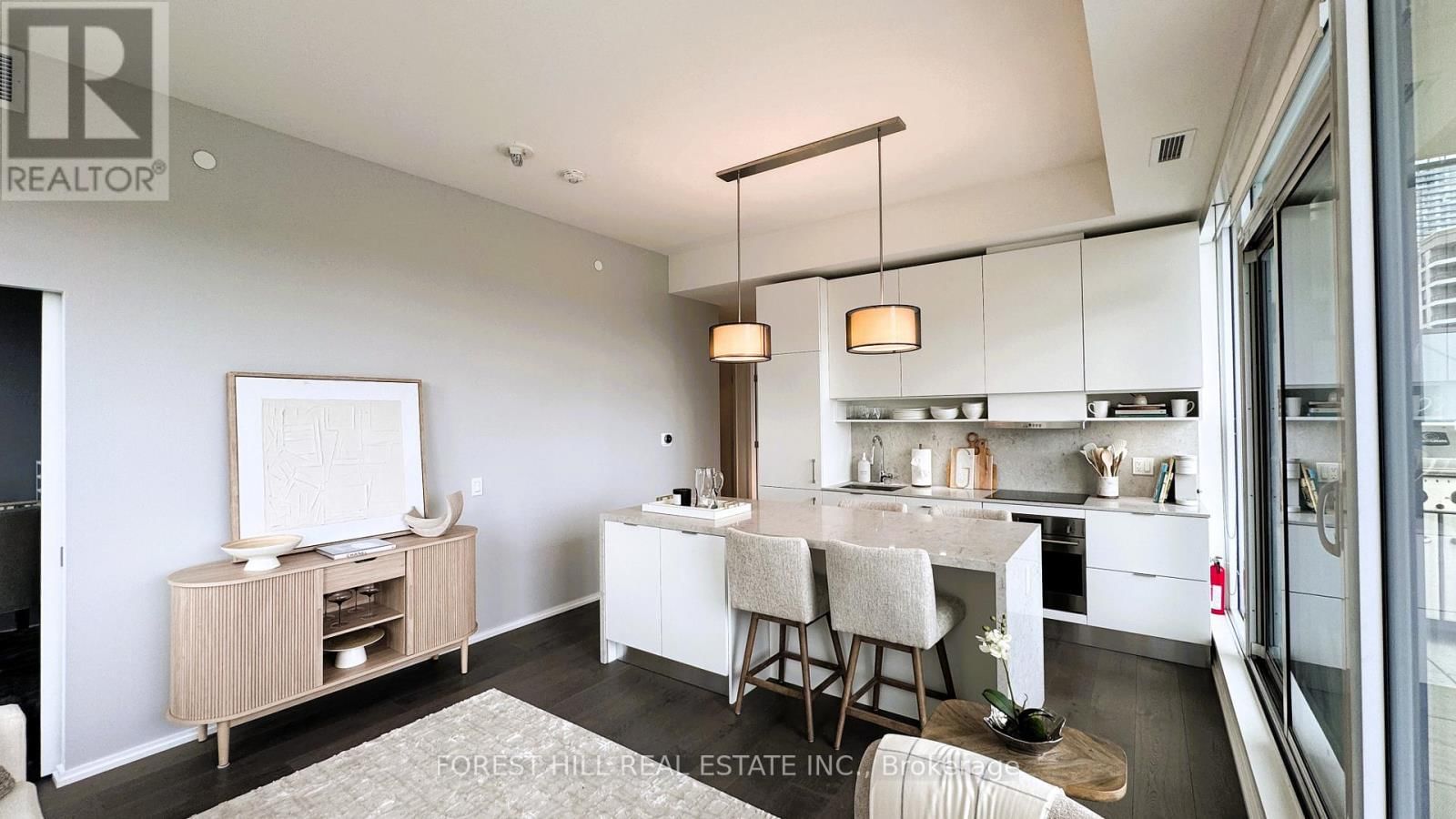 1004 - 5 SOUDAN AVENUE Image 9