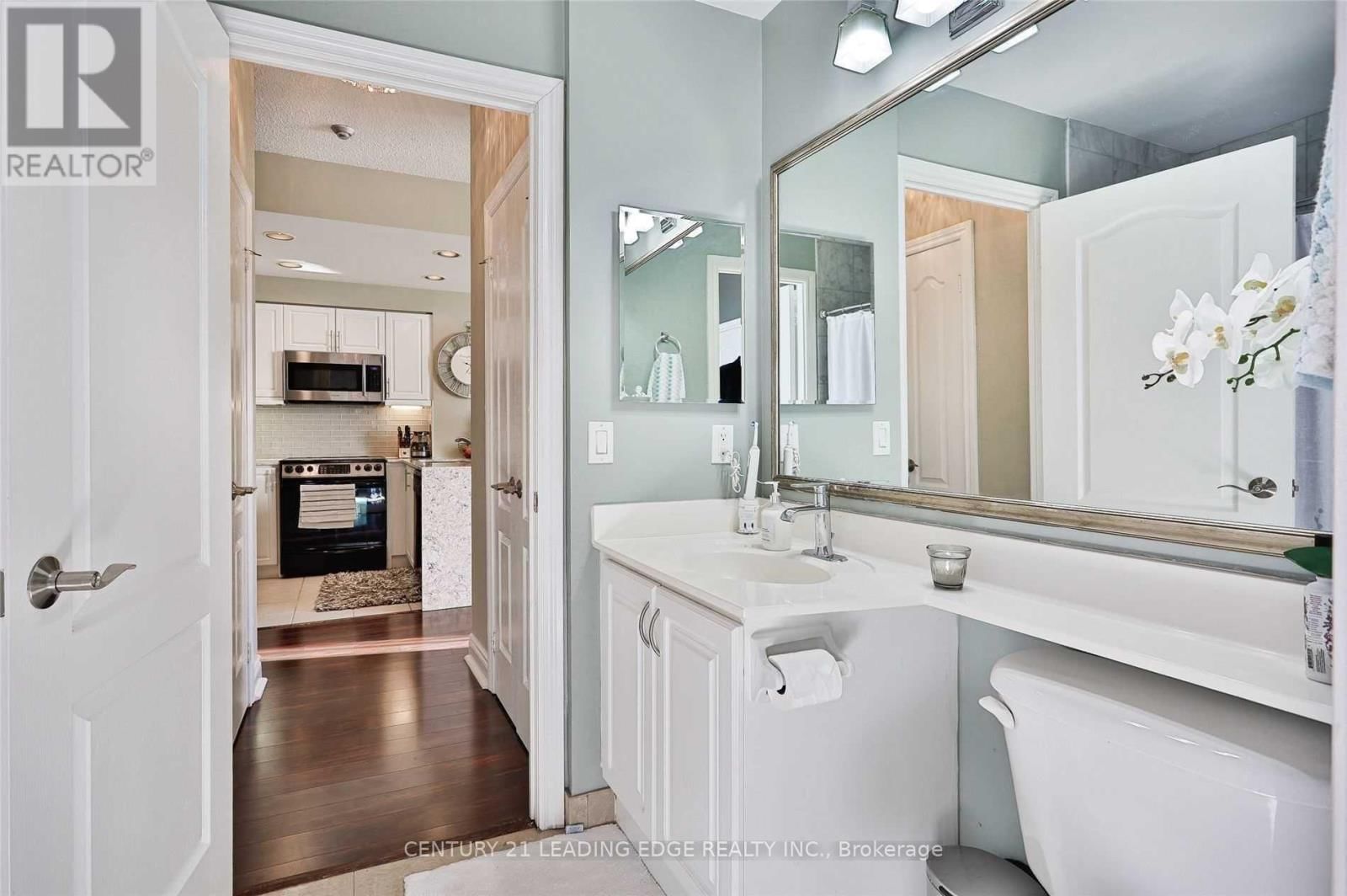 1208 - 1101 LESLIE STREET Image 15