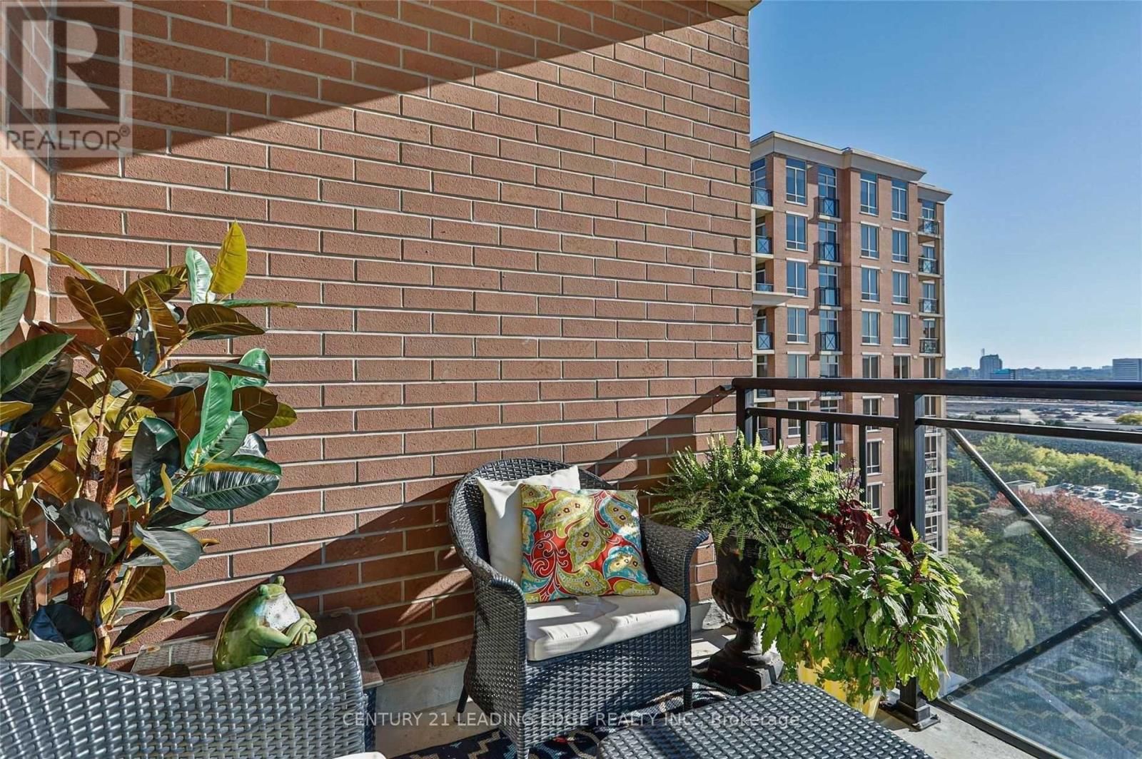 1208 - 1101 LESLIE STREET Image 17