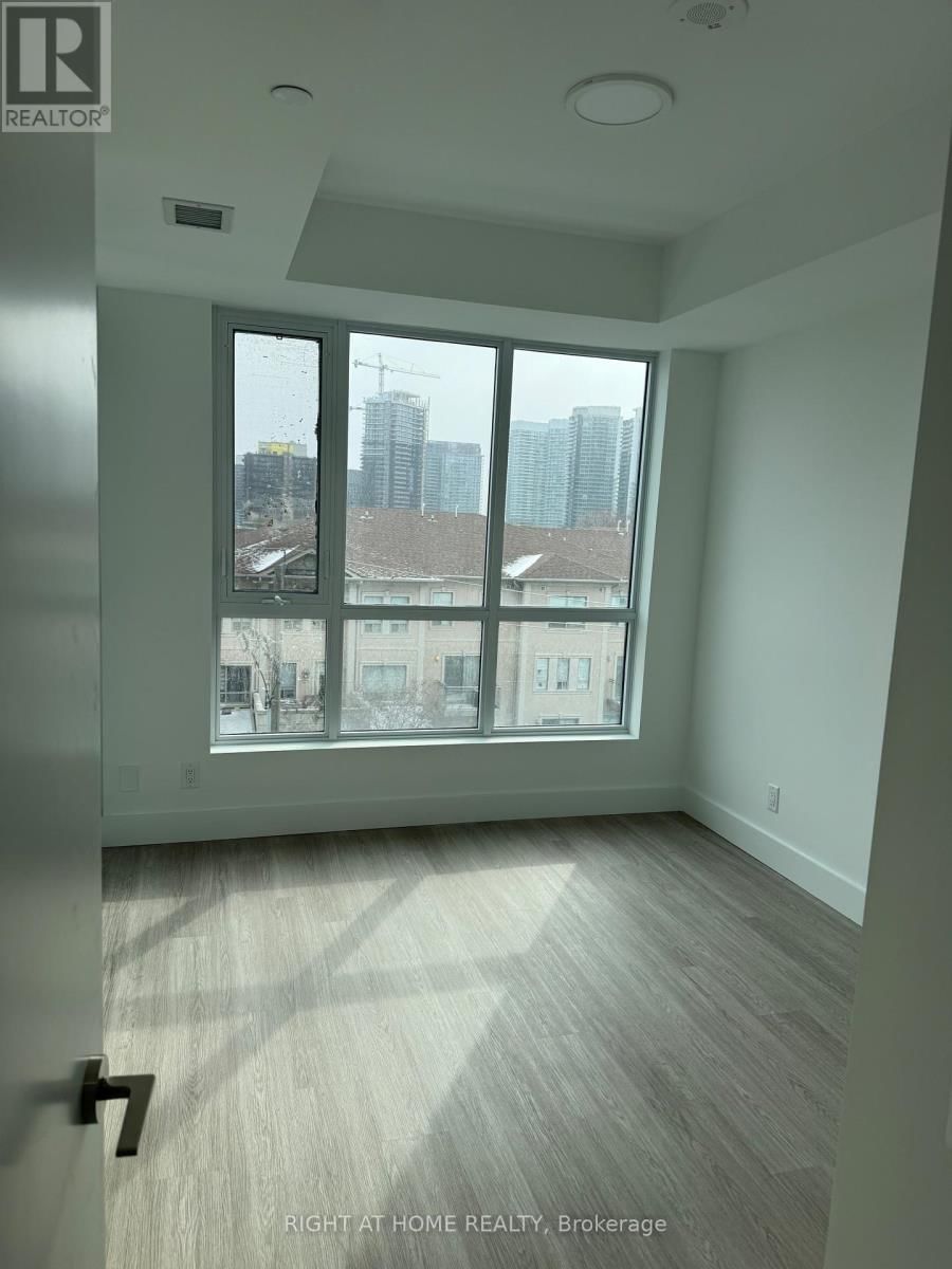 514 - 6 GREENBRIAR ROAD Image 16