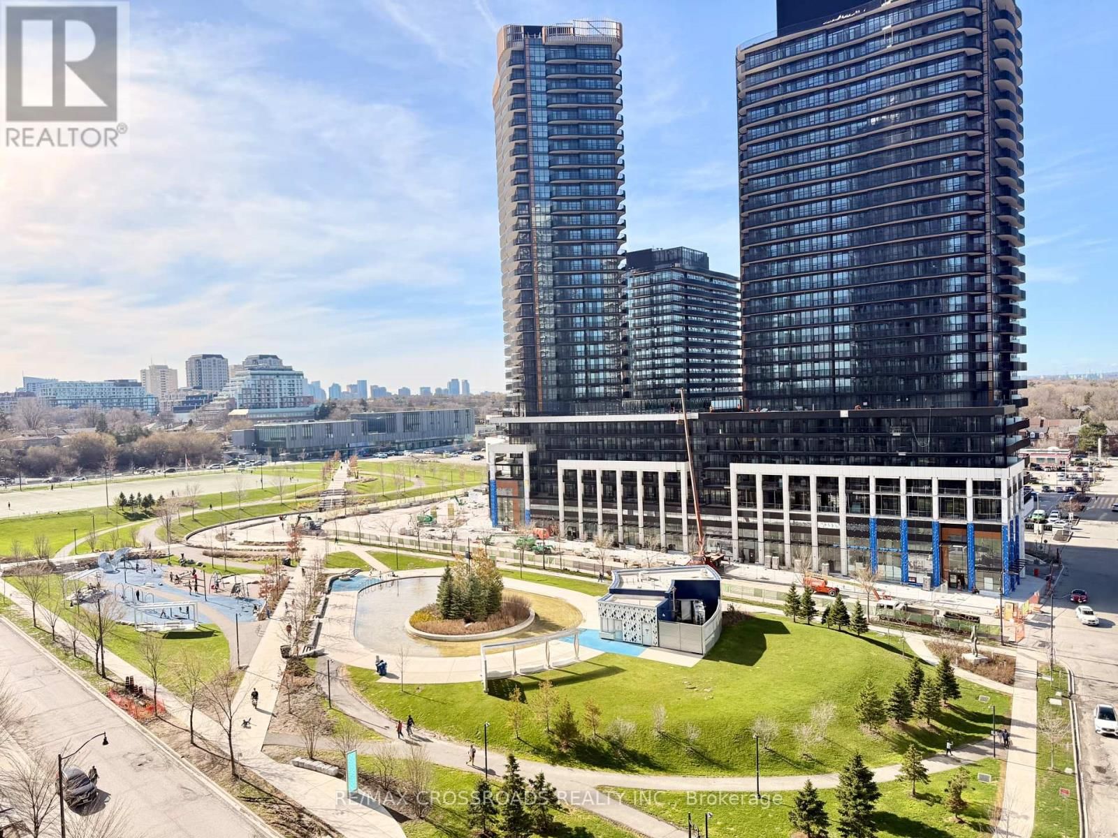 1003 - 115 MCMAHON DRIVE Image 26