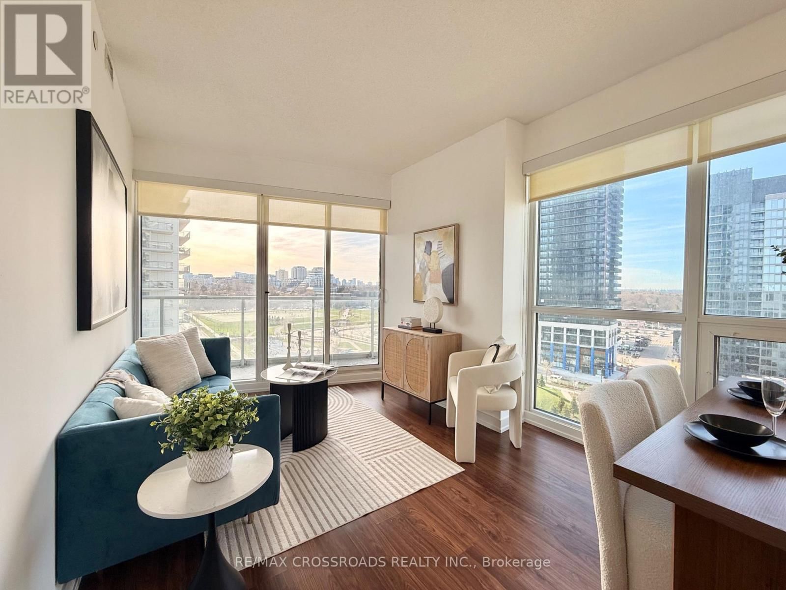 1003 - 115 MCMAHON DRIVE Image 5