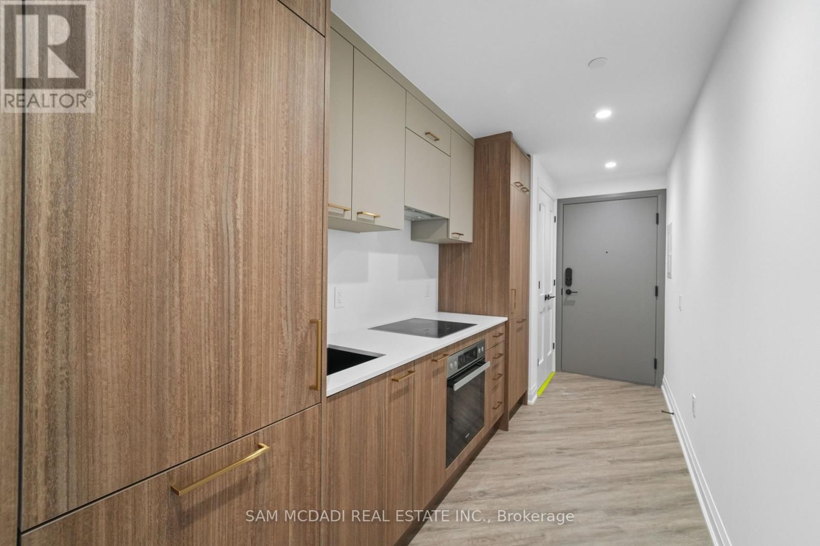 3808 - 634 CHURCH STREET Image 11