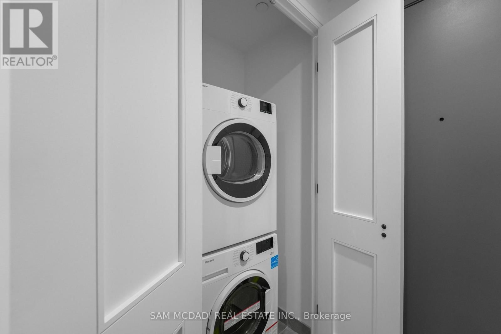 3808 - 634 CHURCH STREET Image 16