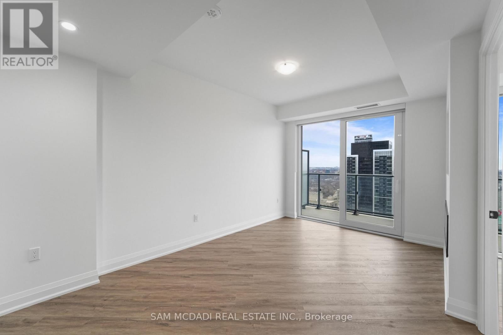 3808 - 634 CHURCH STREET Image 17