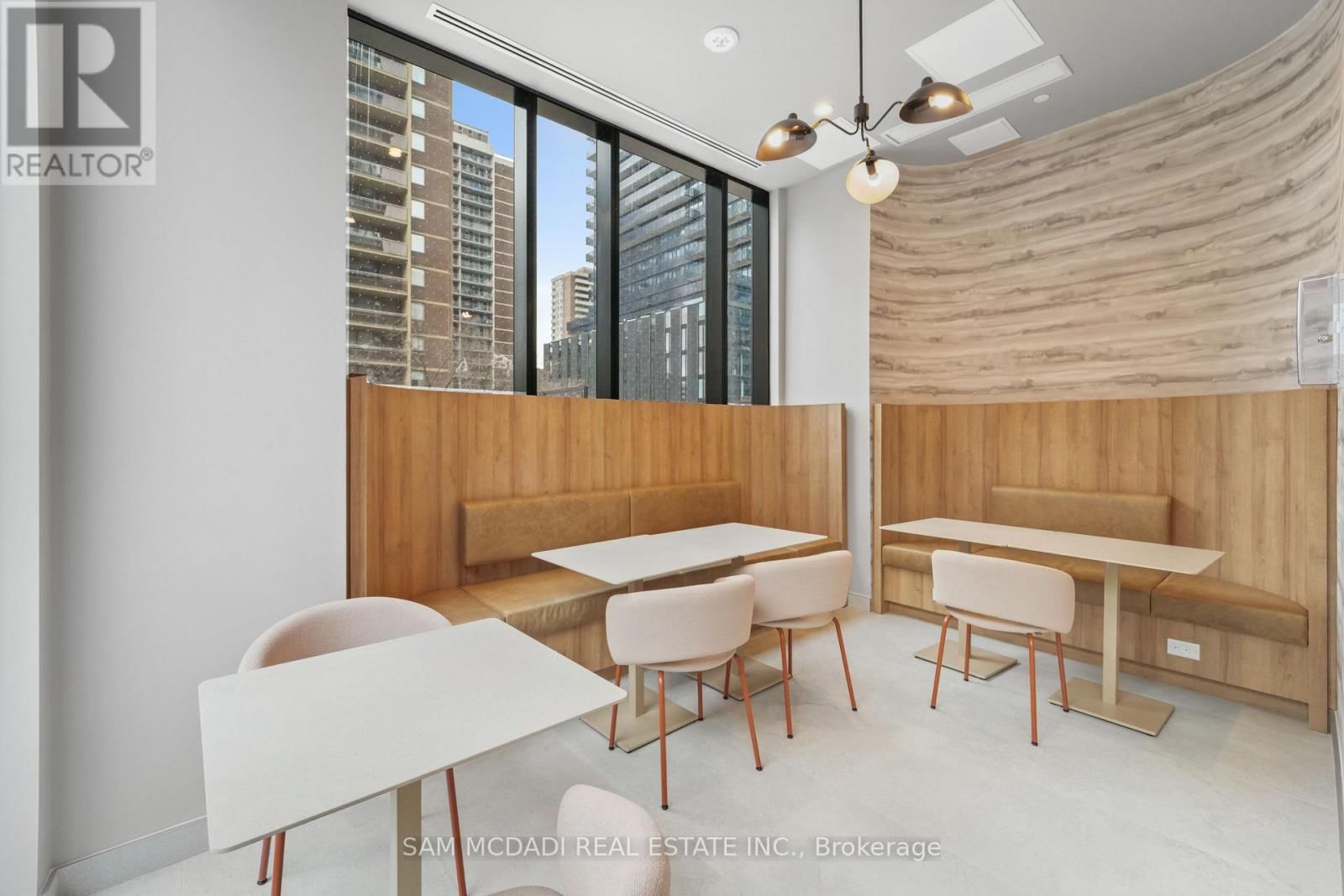 3808 - 634 CHURCH STREET Image 27