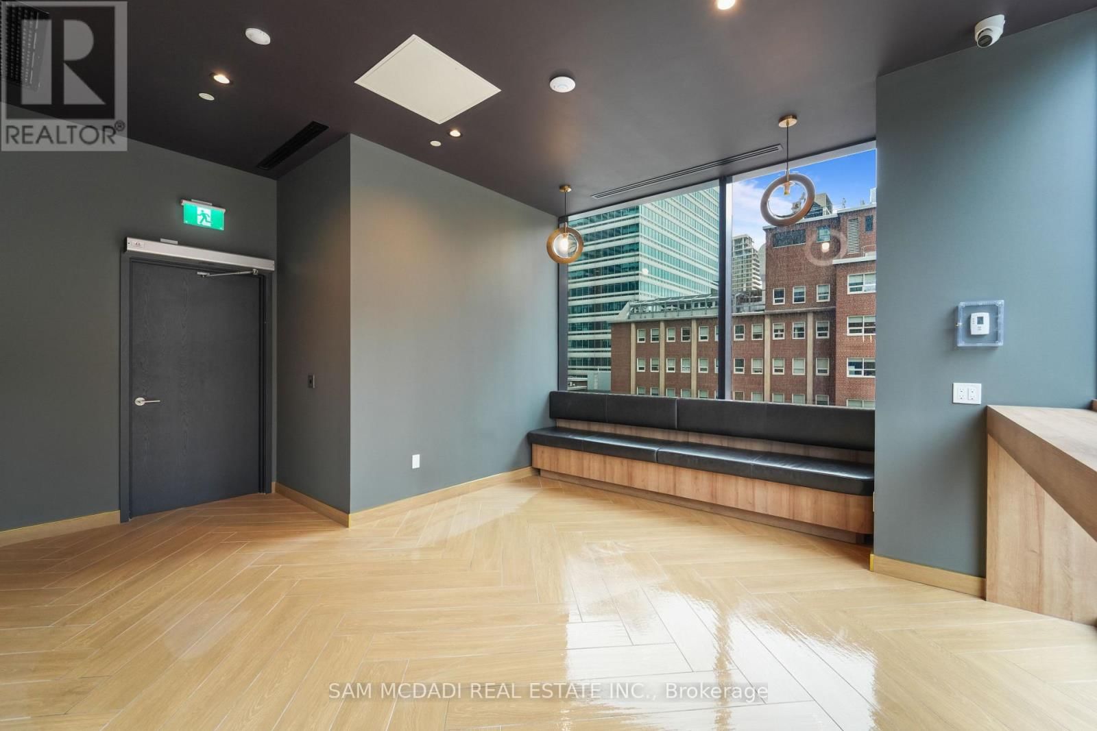 3808 - 634 CHURCH STREET Image 33