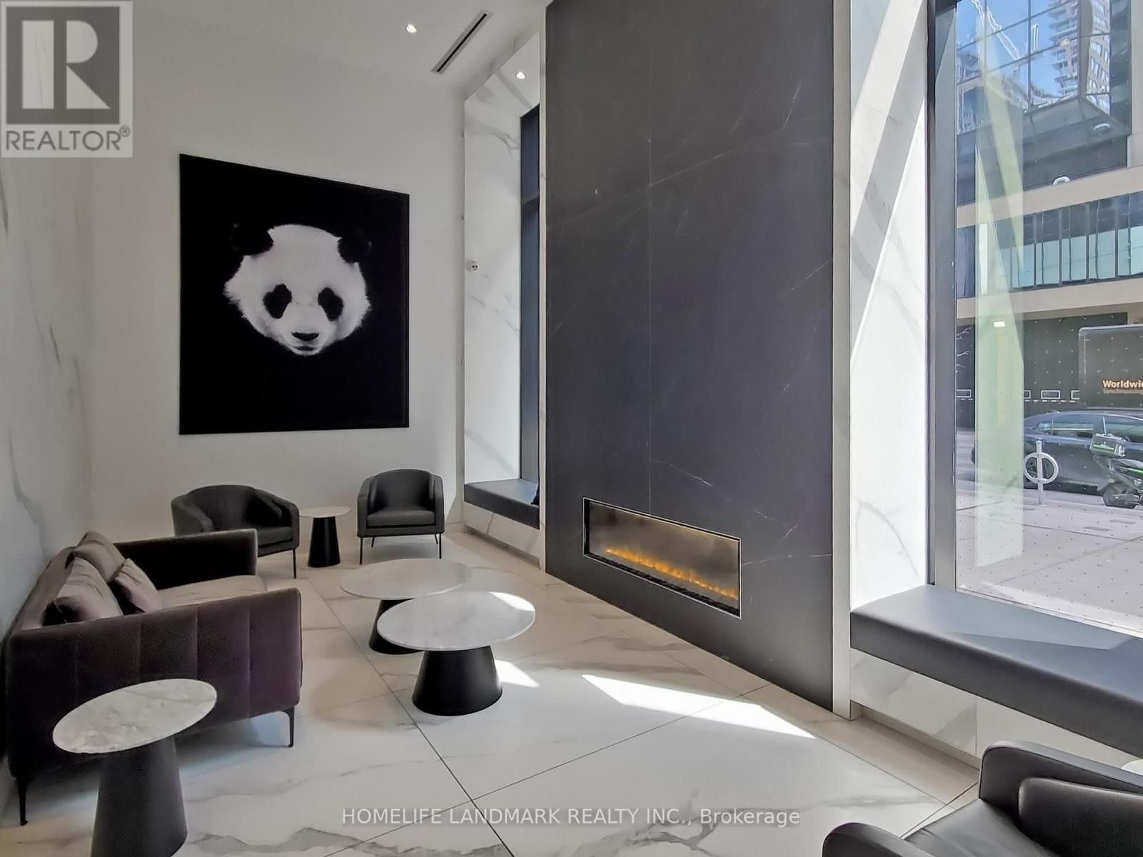 1419 - 20 EDWARD STREET Image 13