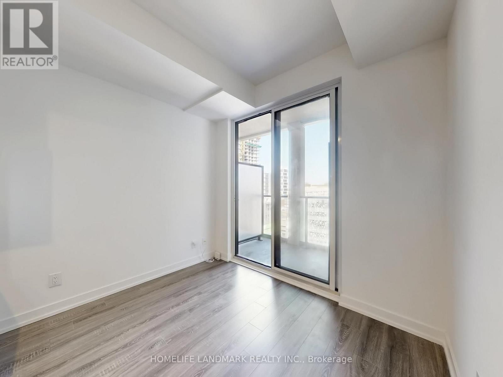 1419 - 20 EDWARD STREET Image 16