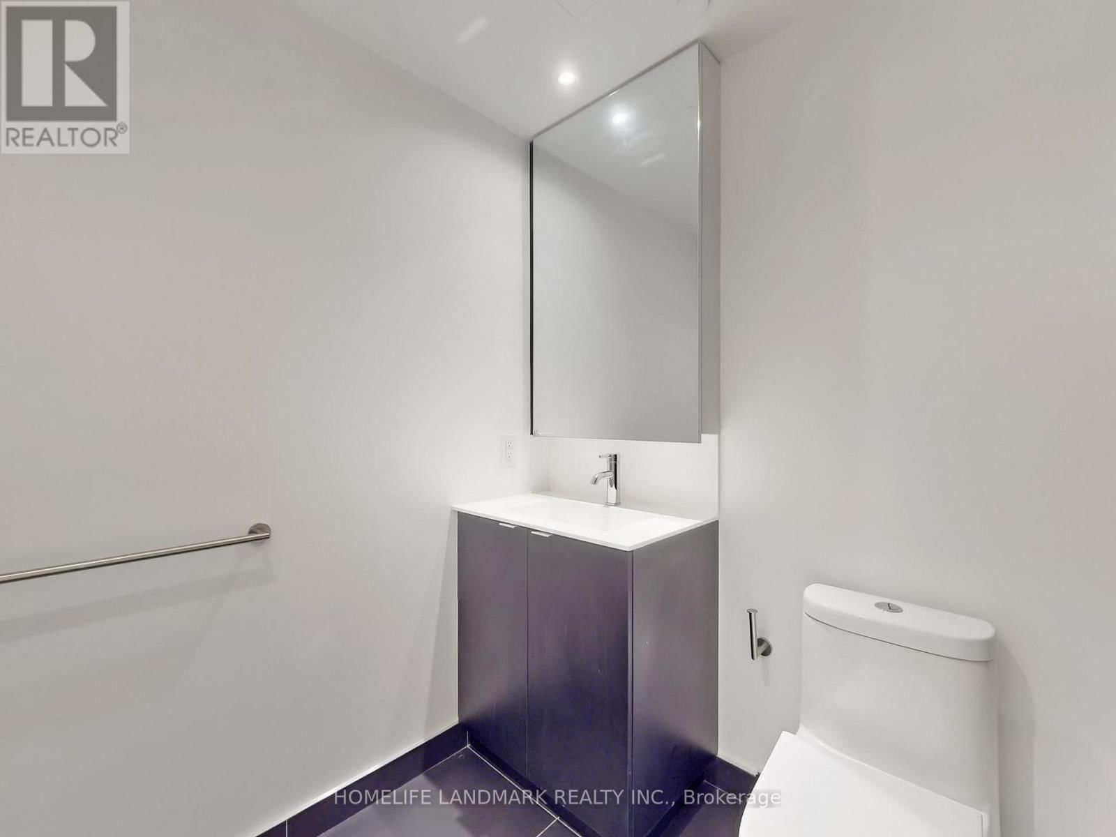 1419 - 20 EDWARD STREET Image 27