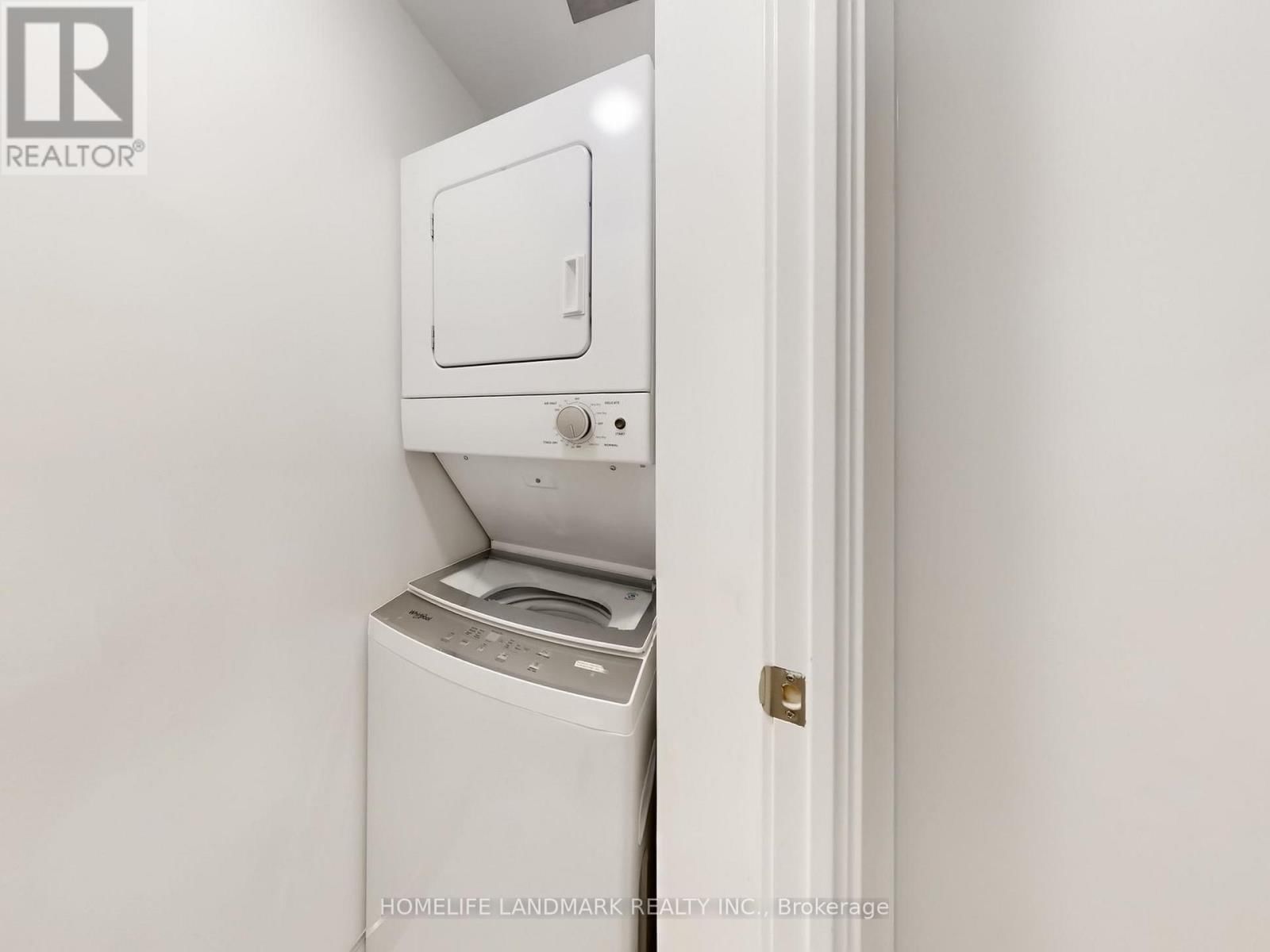 1419 - 20 EDWARD STREET Image 28