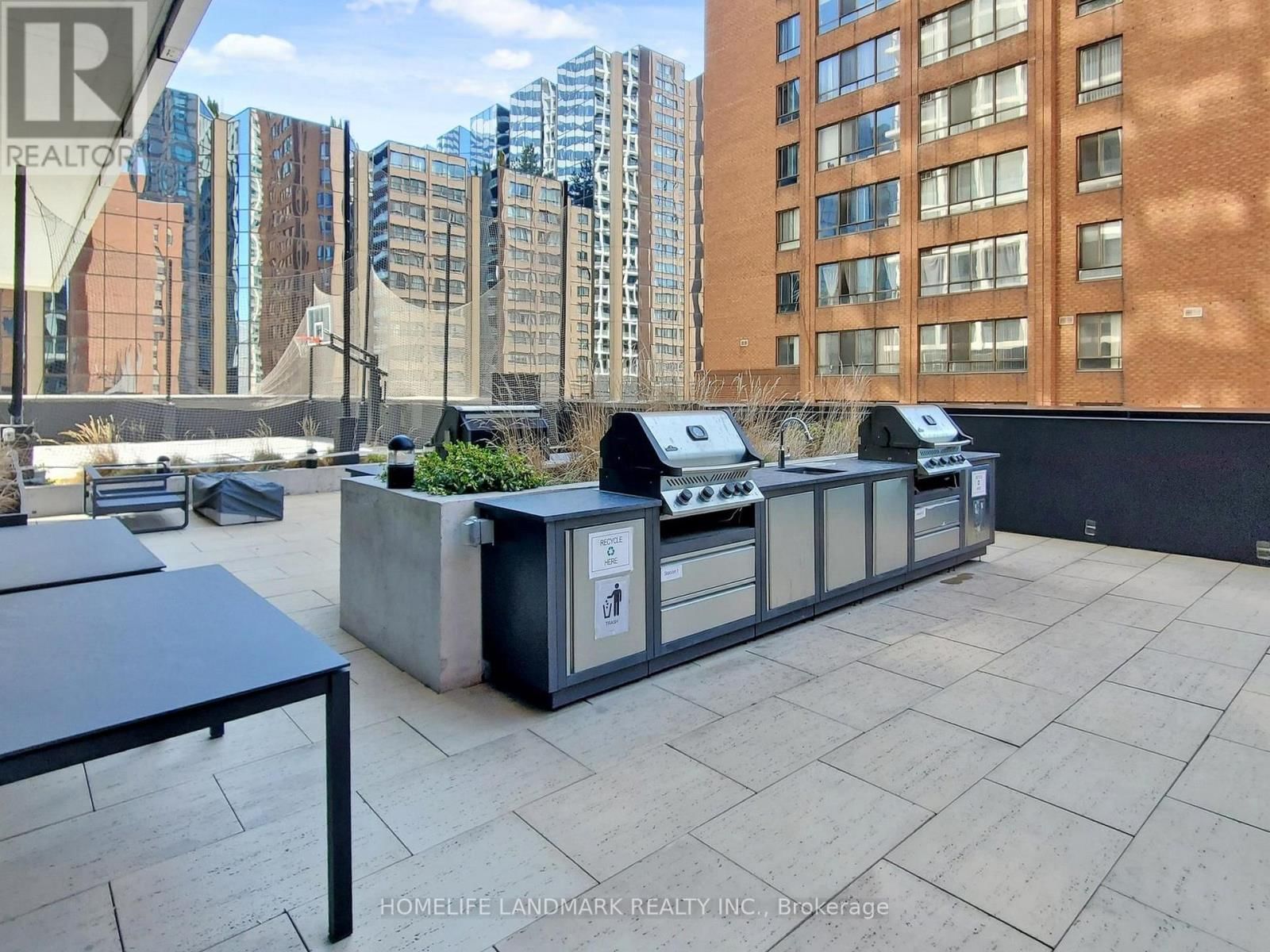 1419 - 20 EDWARD STREET Image 38