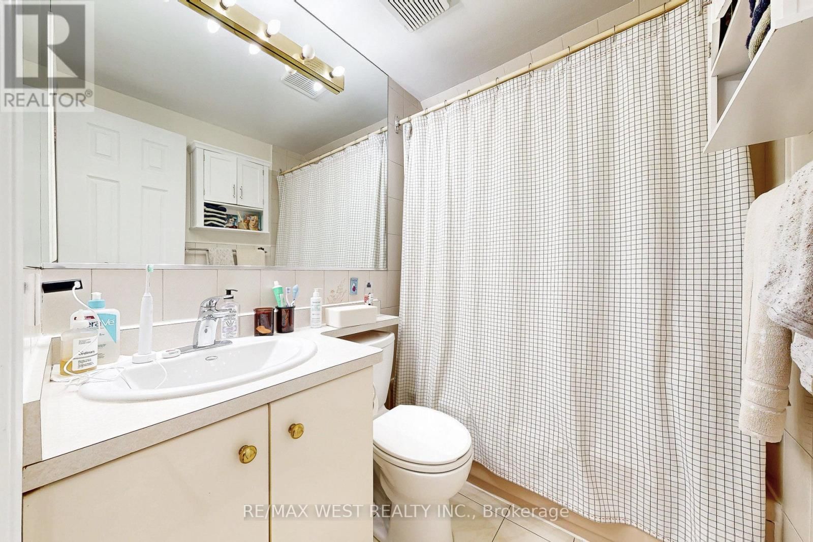 52 HEYDON PARK ROAD Image 12