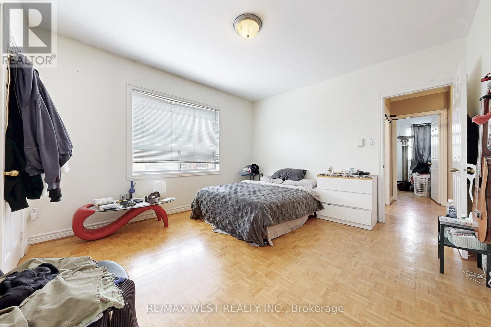 52 HEYDON PARK ROAD Image 23