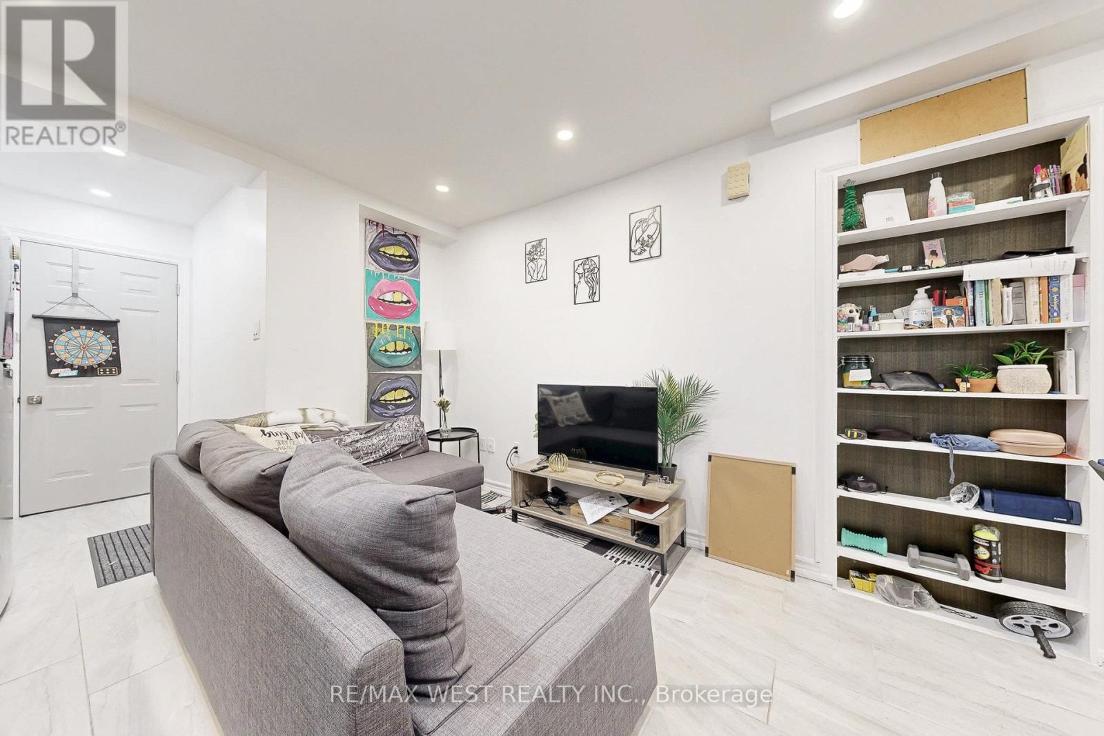 52 HEYDON PARK ROAD Image 40