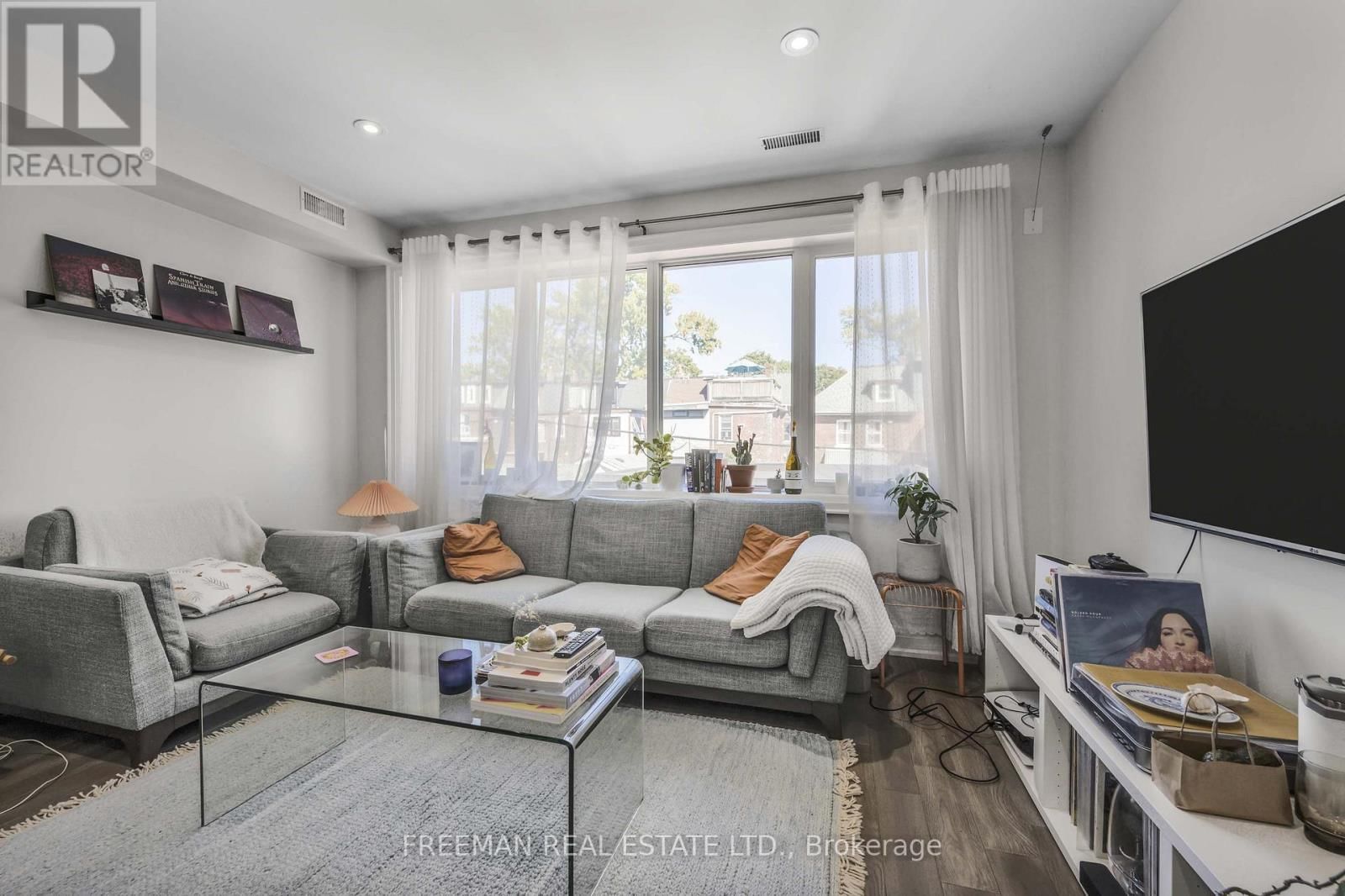 49 BEATRICE STREET Image 13