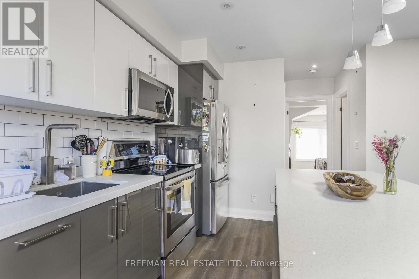 49 BEATRICE STREET Image 22