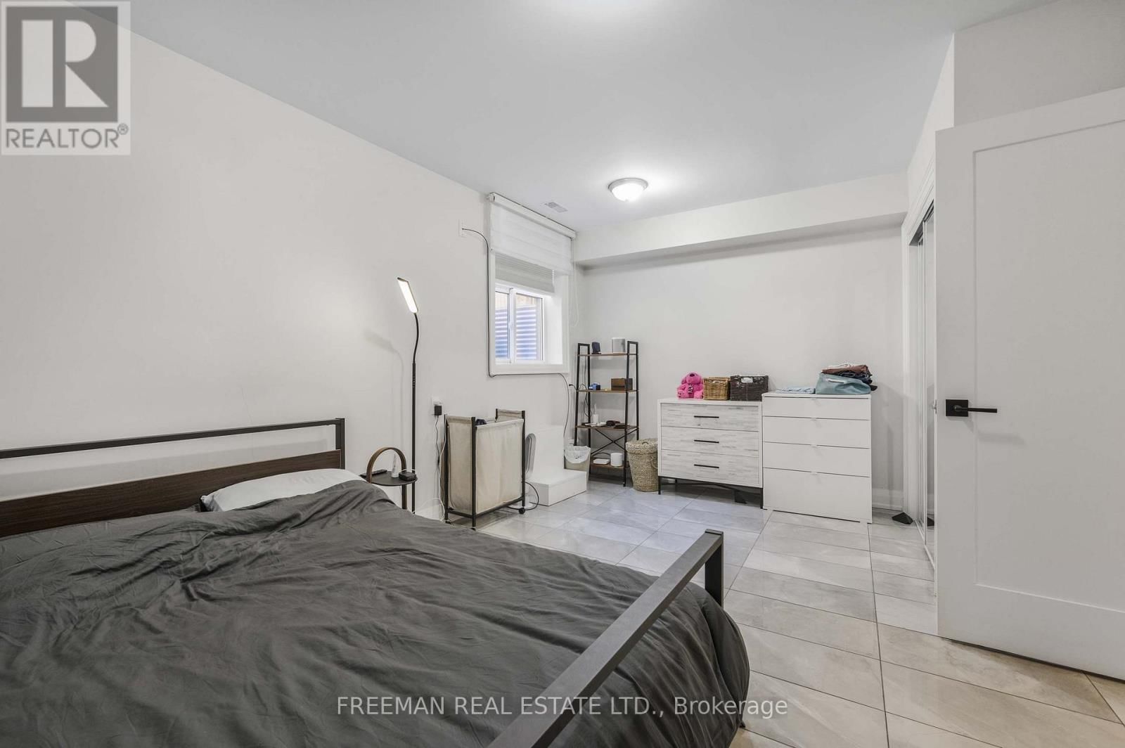 49 BEATRICE STREET Image 31