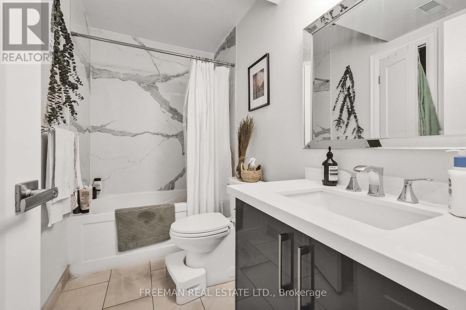 49 BEATRICE STREET Image 32