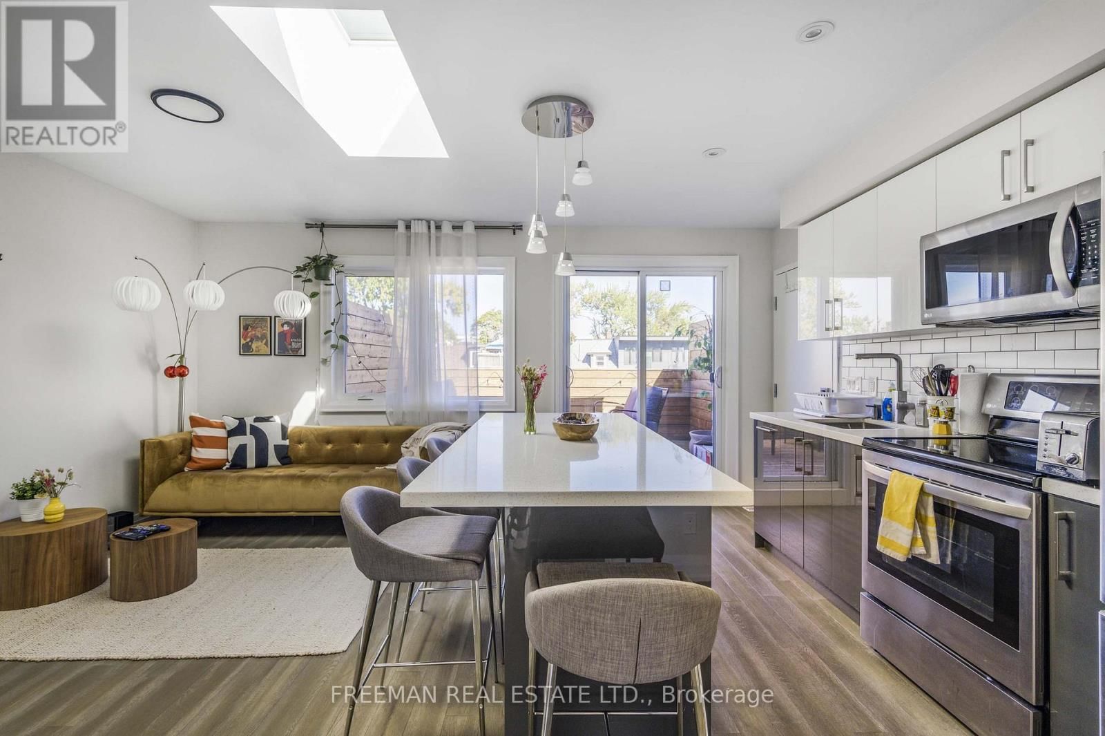 49 BEATRICE STREET Image 4