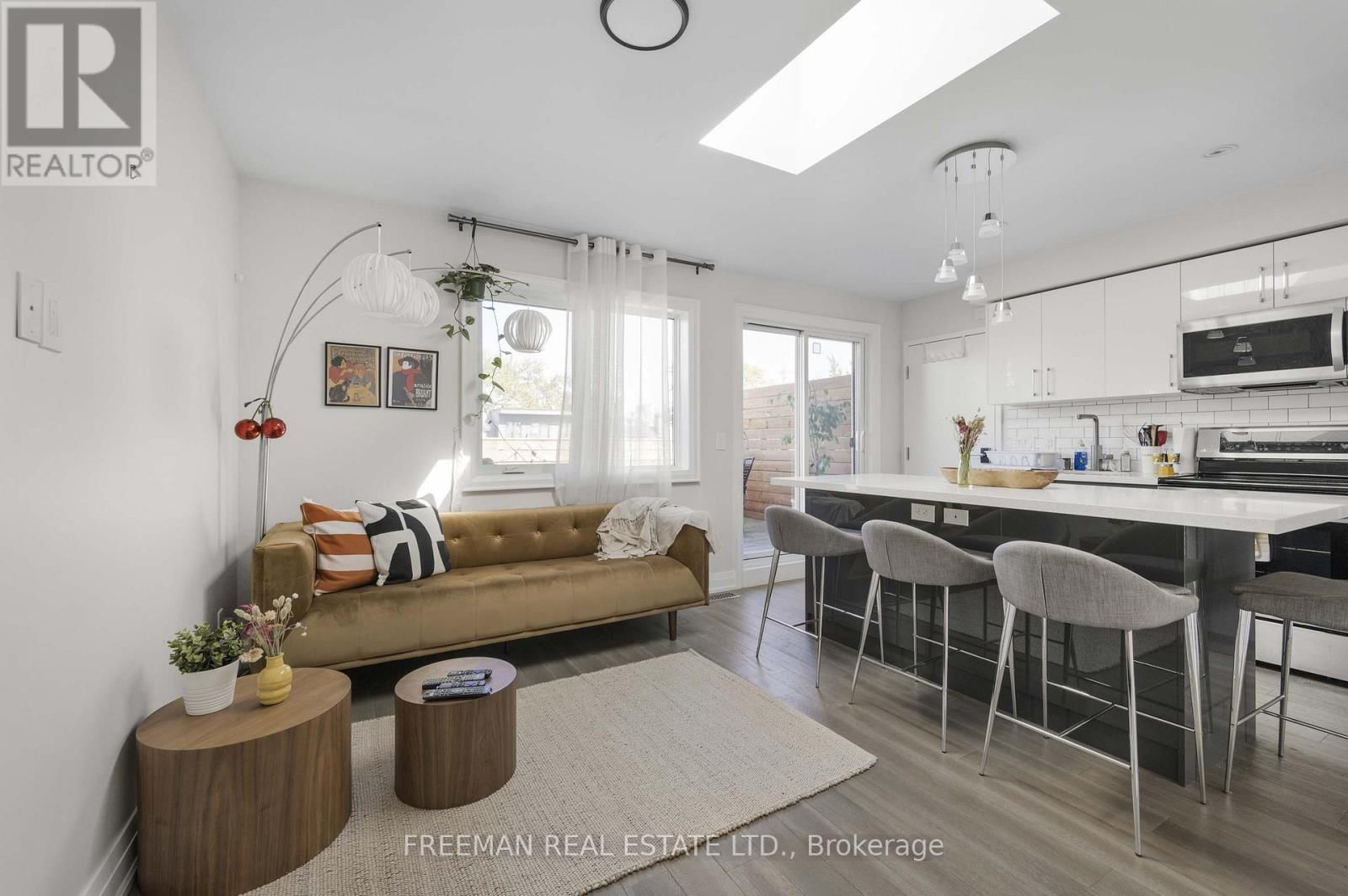 49 BEATRICE STREET Image 5