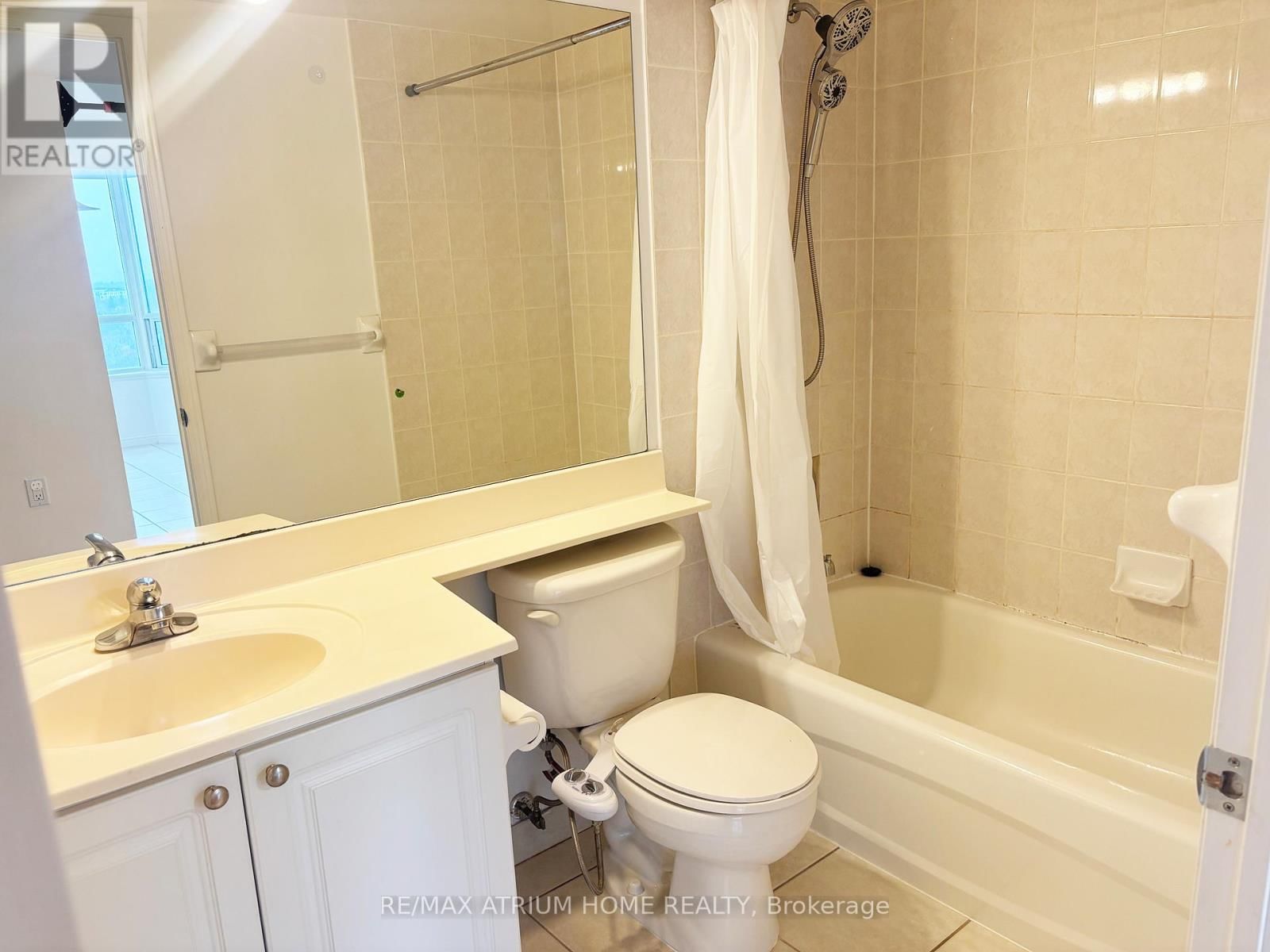 1910 - 35 FINCH AVENUE EAST Image 12