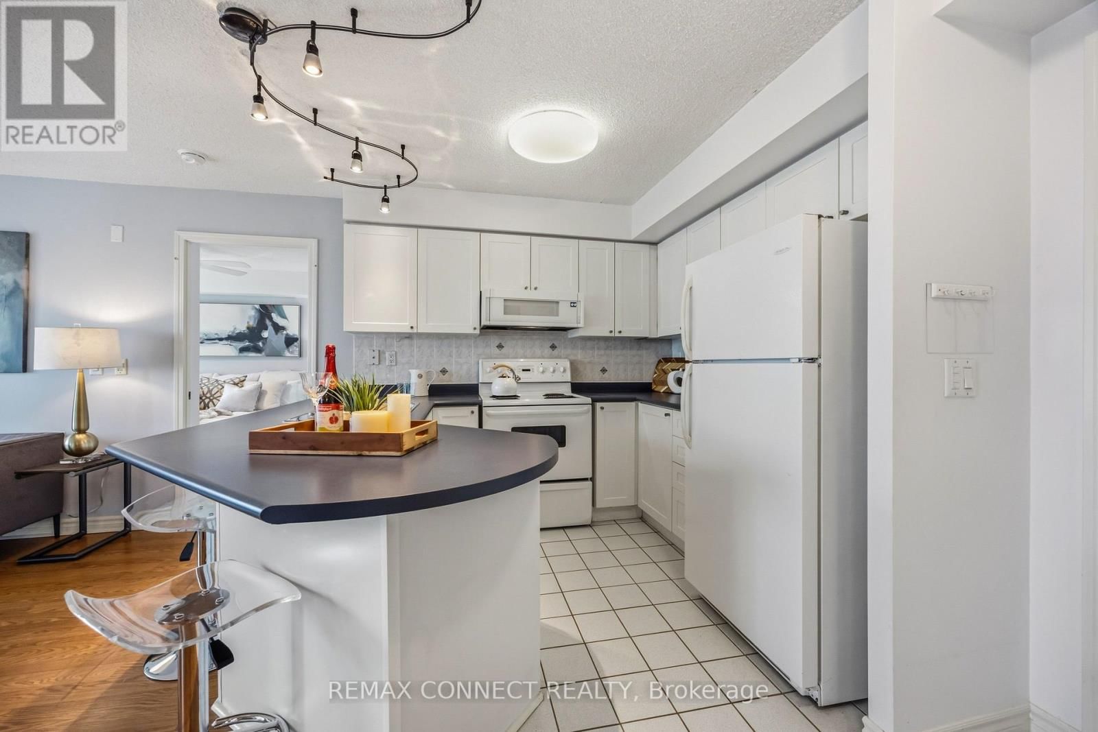 504 - 890 SHEPPARD AVENUE WEST Image 20