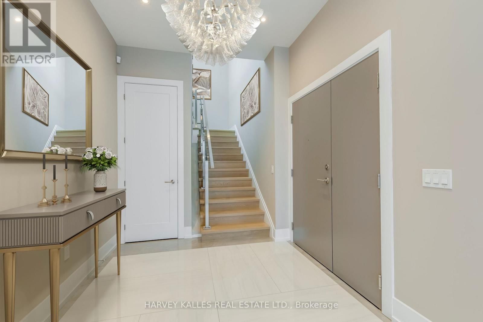 4801 - 99 JOHN STREET Image 1